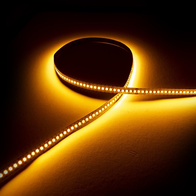 Ruban LED vendu au mètre - 14,4W/m - IP20 - Blanc - 180 LED/m - 24V