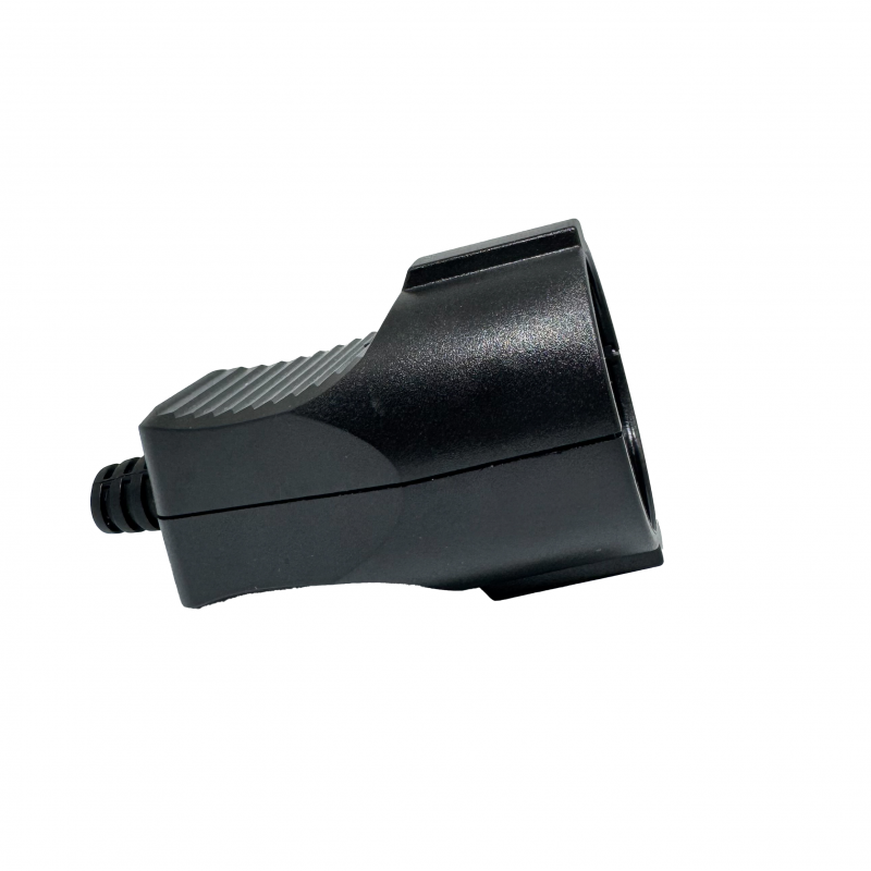 Fiche femelle étanche 230V