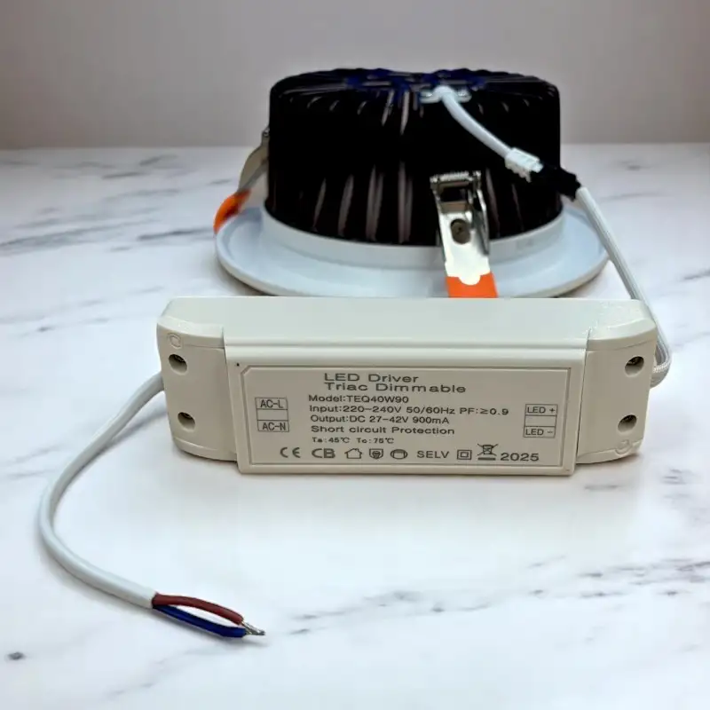 Cobyx 30W - 45° – Blanc - 230V