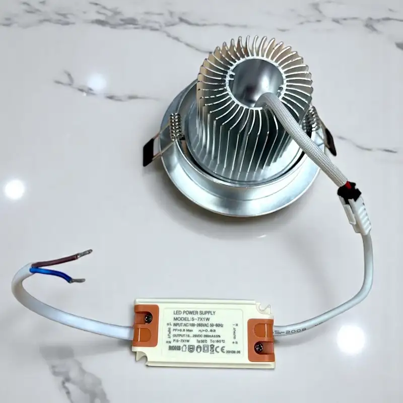 Spots et luminaires LED par ByLED.fr