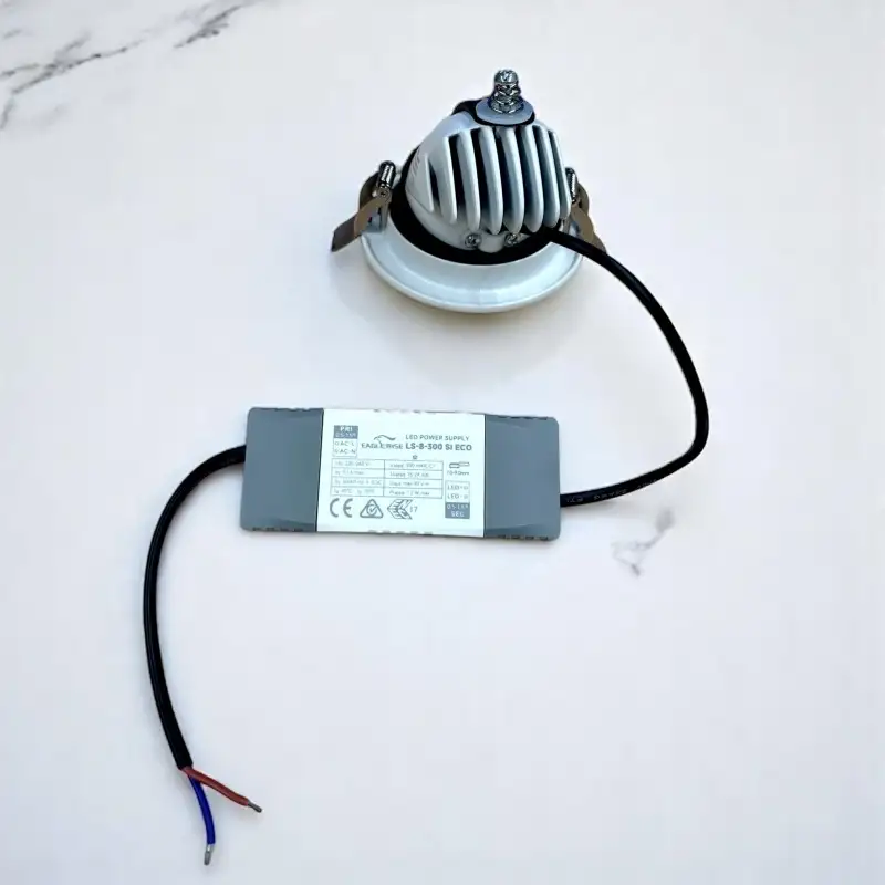 Spot LED rond encastrable orientable 360°- 5W - SNAKE