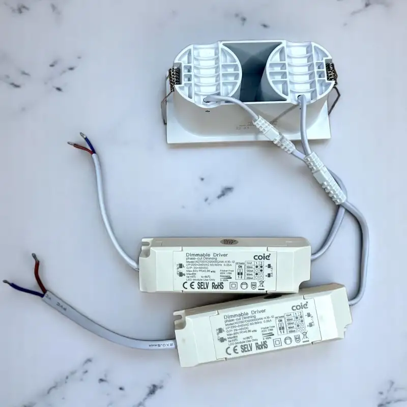 HERVE - Spot LED encastré double carré blanc 14W, couleurs au choix - Miror