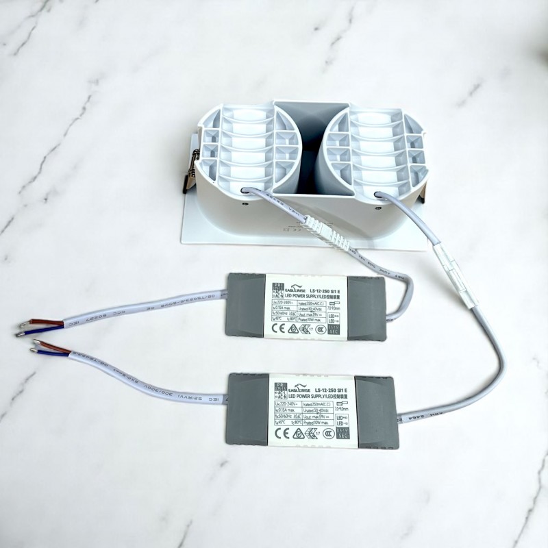 RV - Spot LED encastré double carré blanc 20W, couleurs au choix - Miror