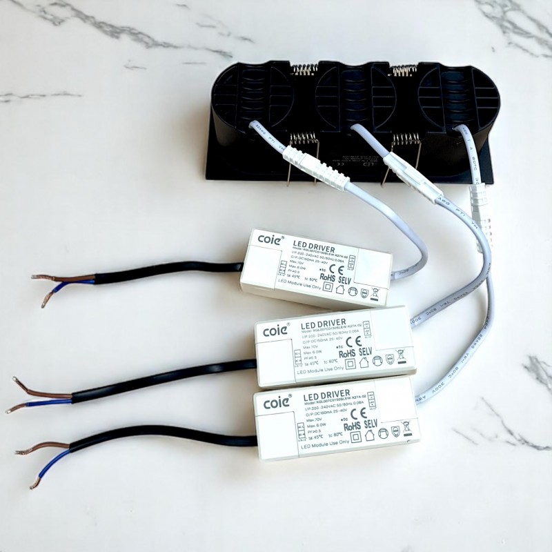 RV - Spot LED encastré carré noir 21W, couleurs au choix - Miror