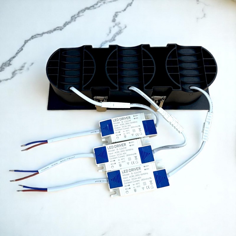 RV - Spot LED encastré triple carré noir 30W, couleurs au choix - Miror