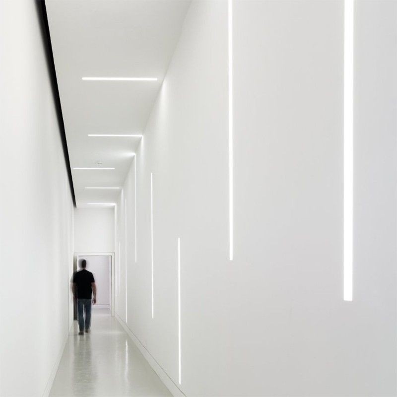 Profil linéaire d'angle mural en plâtre pour ruban LED STAFF