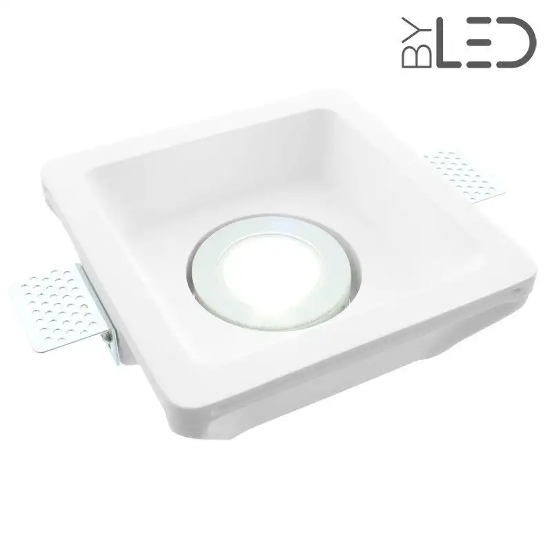 Spot encastrable en plâtre carré orientable STAFF