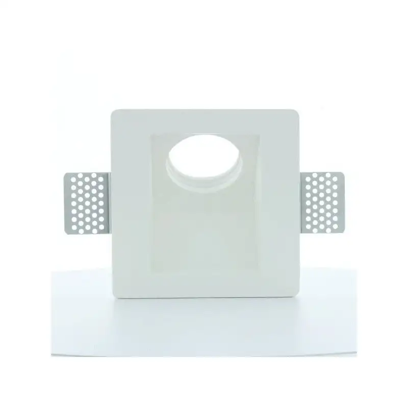 Spot encastrable en plâtre carré oblique STAFF