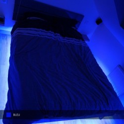 Mini ruban LED 8mm de large - 7,6W/m - IP68 - Bleu - 96 LED/m - 3528E - 5m - 24V