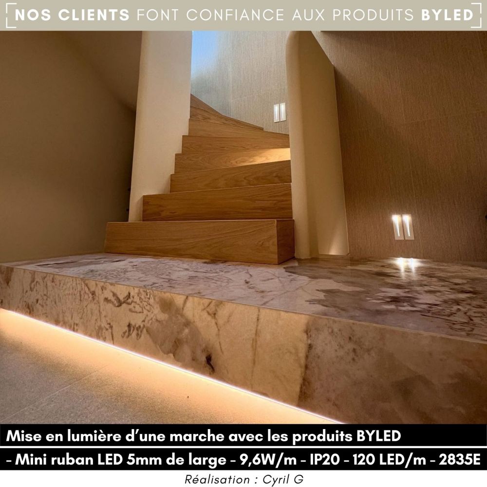 Mini ruban LED 5mm de large - 9,6W/m - IP20 - Blanc - 120 LED/m - 2835E - 5m - 24V - Vue supplémentaire