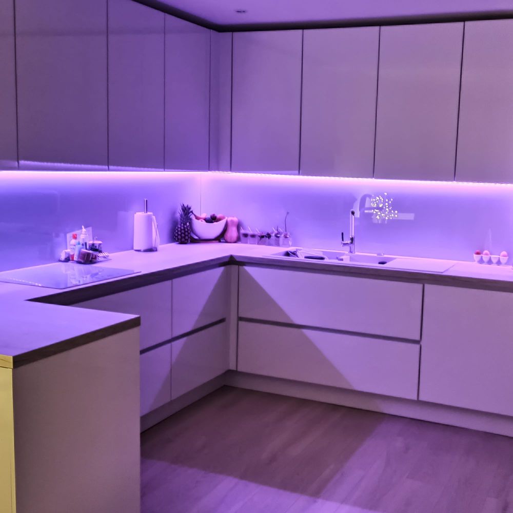 Profilé aluminium blanc plat pour ruban LED - C01 - CRAFT - Vue supplémentaire