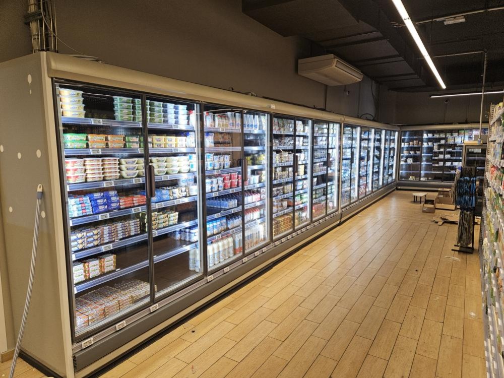 Rubans LED pour vitrines réfrigérées : un éclairage optimal pour supermarchés